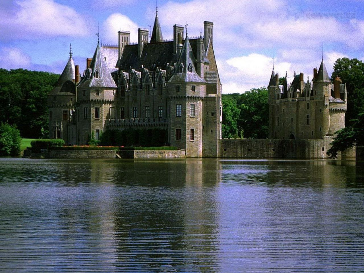 замки дворцы и крепости